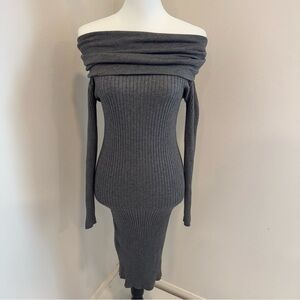 Line & Dot Ribbed Knit Midi Dress Long Sleeve Feminine Contemporary M